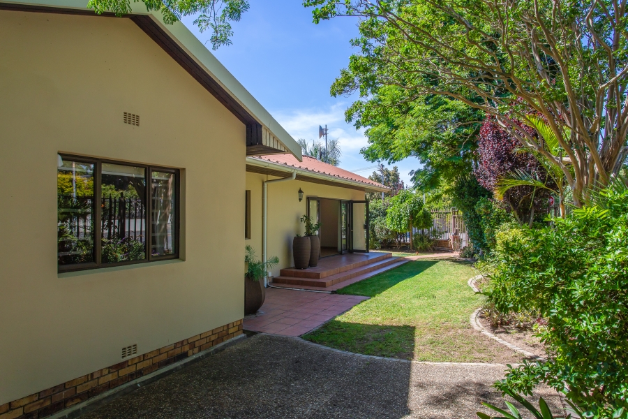 To Let 3 Bedroom Property for Rent in Vrykyk Western Cape